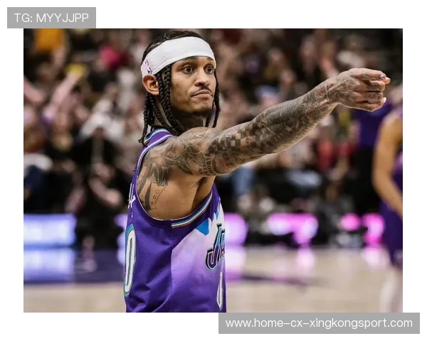 爵士靠克拉克森连续创造轻松得分,节奏进入巅峰