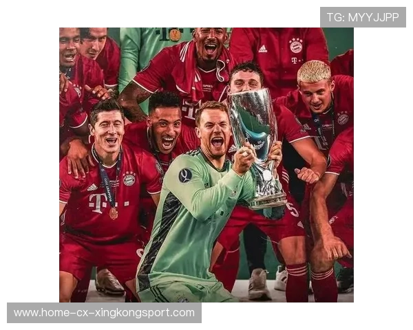 拜仁通过中路连续渗透令人窒息：足球战术的完美展现